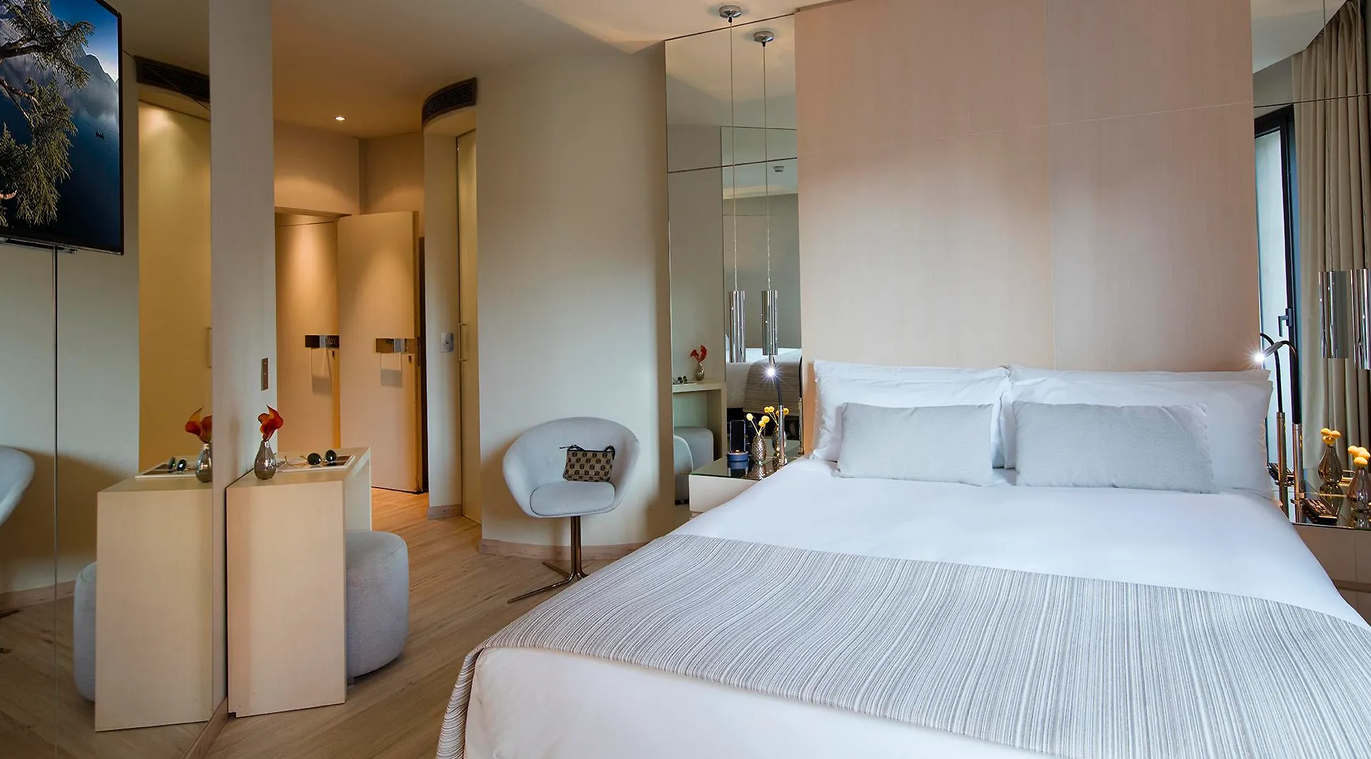 Cram Hotel Barcelona 4*,